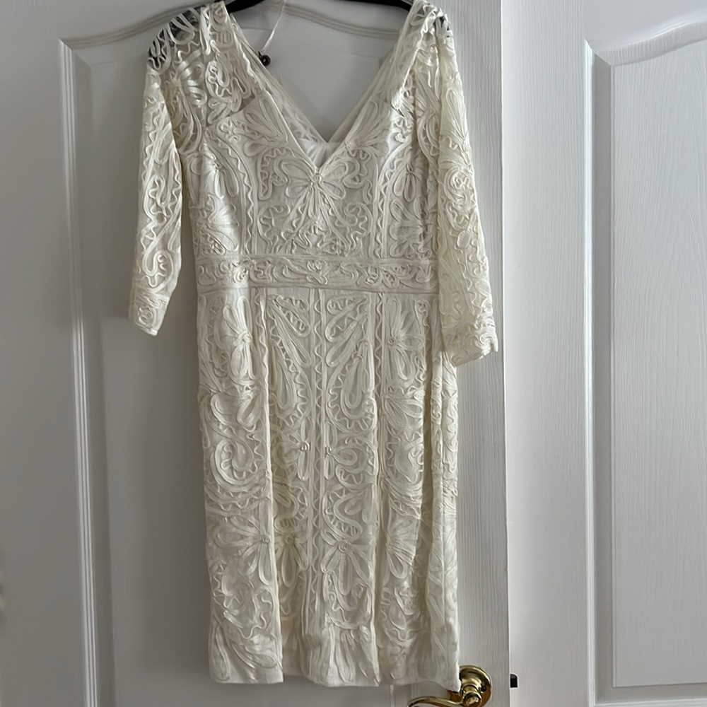 Dress - Picture 5 of 5